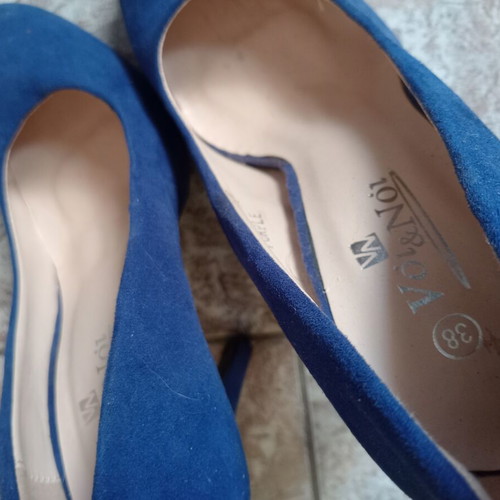 Voi and Noi blue pumps like new, 10 cm heel, size 38