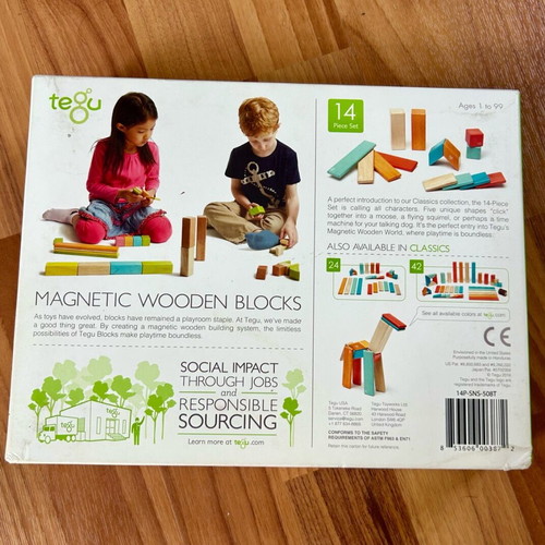 Tegu Magnetic wooden blocks like new