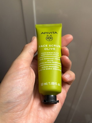 Apivita Face Scrub Olive deep exfoliation new