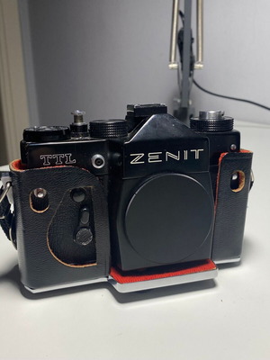 Zenit TTL Russian vintage film camera with Londa flash used