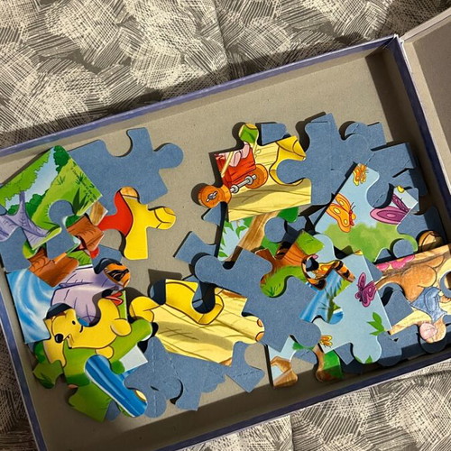 Winnie puzzle like new