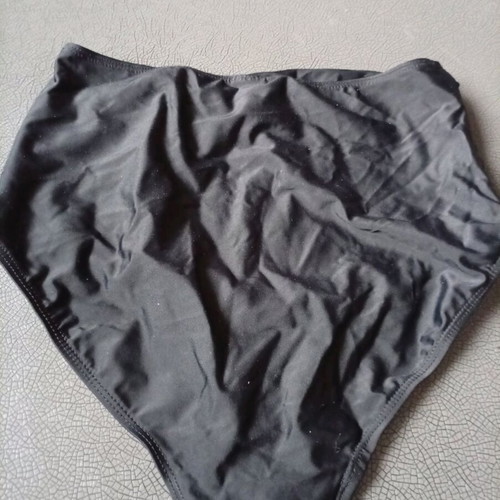 Swimwear bottom black size L like new