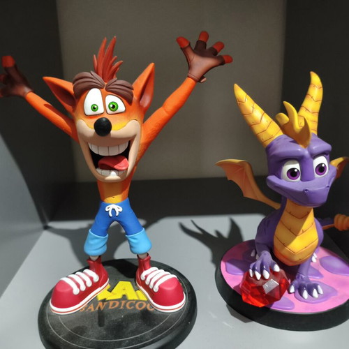 F4F PVC figures like new without boxes