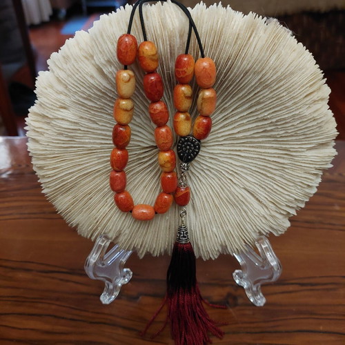 Worry beads from red coral root like new with 21+1 beads and silver elements