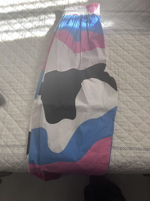 Karavan pants medium colorful like new