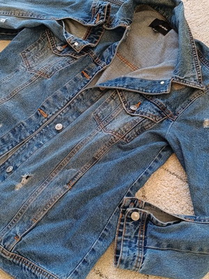 Stradivarius denim jacket like new, blue, size M