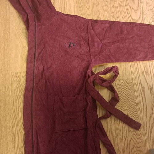 Palamaiki men's bathrobe XXL new, Red Plum