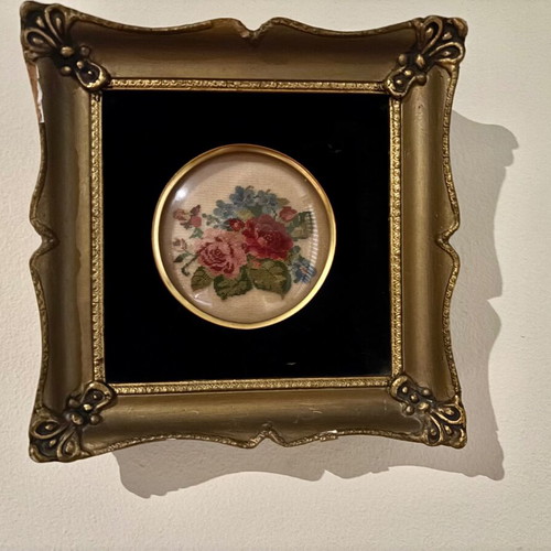 Miniature embroidered gobelin frame with roses like new