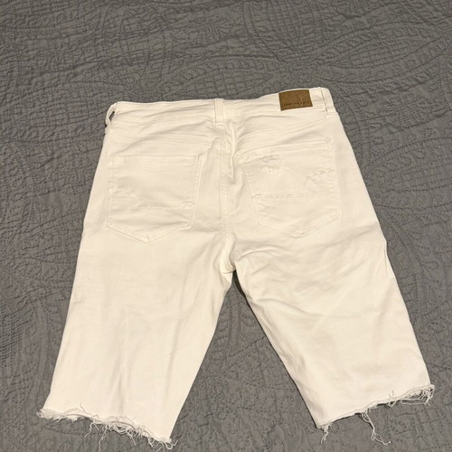 American Eagle white shorts like new, size 38-40
