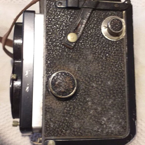 Rolleiflex Compur TLR vintage camera used with leather case