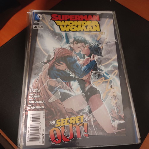 Superman/Wonder Woman The New 52 comics pack new issues