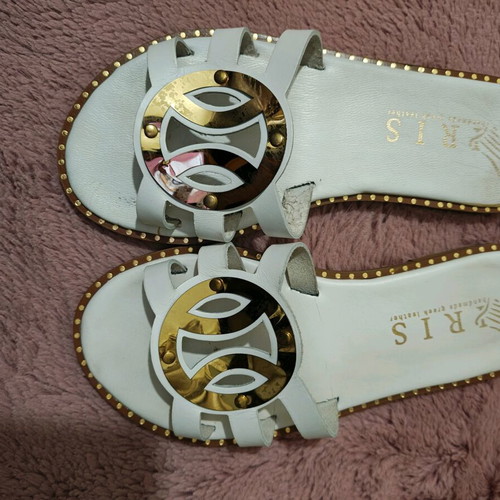 Iris white leather slippers with gold details, like new, size 38