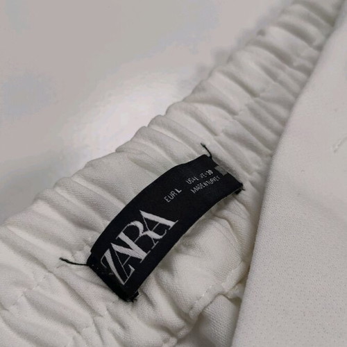 Zara pants L 40 like new, white with gold details