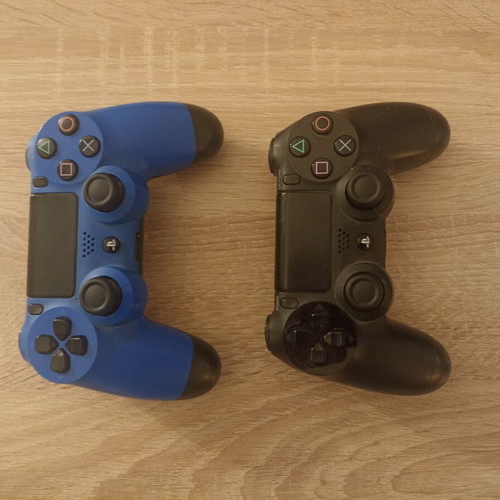 PlayStation 4 500GB used with PS VR, camera, 2 controllers, For Honor