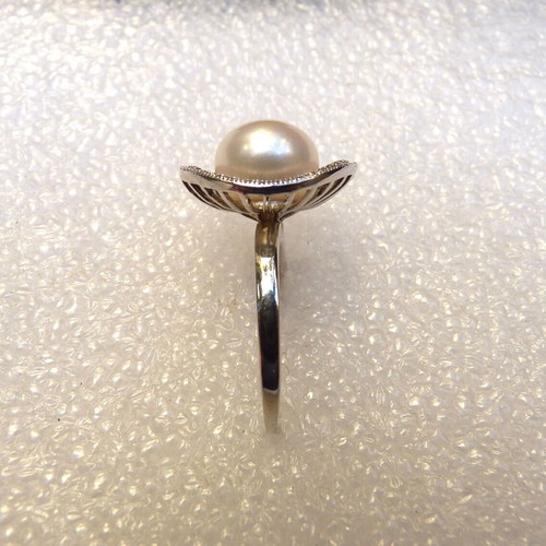 925 Silver ring with pearl and zircon, plated