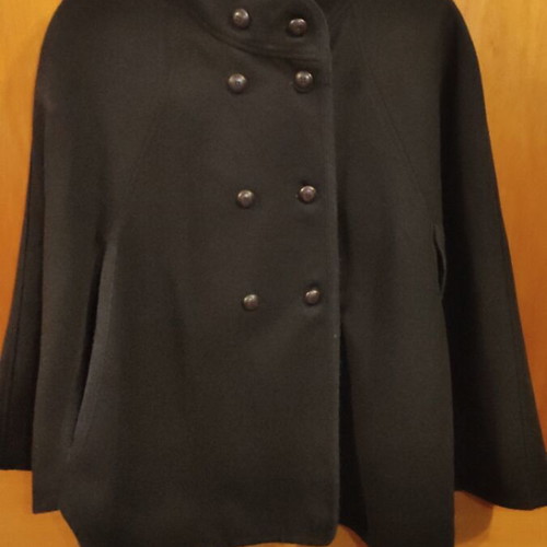 Freestyle cape dark blue color like new