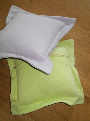 Decorative pillows used, pack of 2, lilac and green 40x40cm
