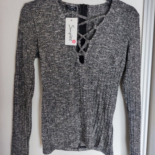 Rib Pullover new with opening size M