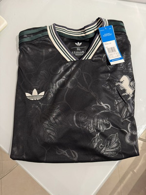 Juventus Away Jersey 25/26 Size 2XL New Authentic