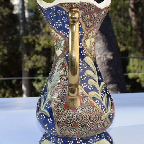 Satsuma vintage Japanese handmade vase, moriage technique, oriental, like new