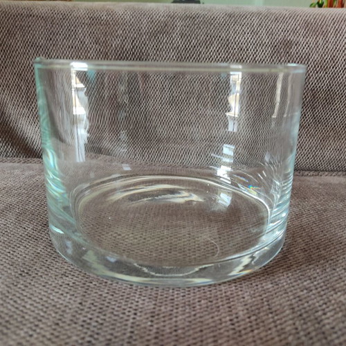 Glass Container Salad Bowl like new, medium size 15cm diameter