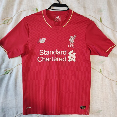 Liverpool FC 2015/2016 Home Football Jersey New Balance used, youth size 134