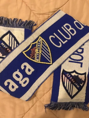 Malaga scarf like new, football team