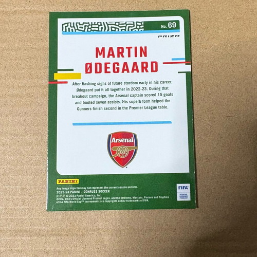 Panini Donruss Fifa 2023-24 Martin Odegaard #69 Velocity Prizm card new