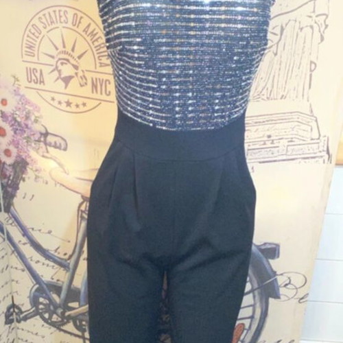 Jumpsuit like new, black, fits S-M
