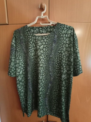 Women's t-shirts pack size XL like new, set of 3