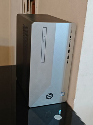 Υπολογιστής HP Pavilion 595 σαν καινούργιο με i5-8400, 8GB RAM, RX 550 GPU