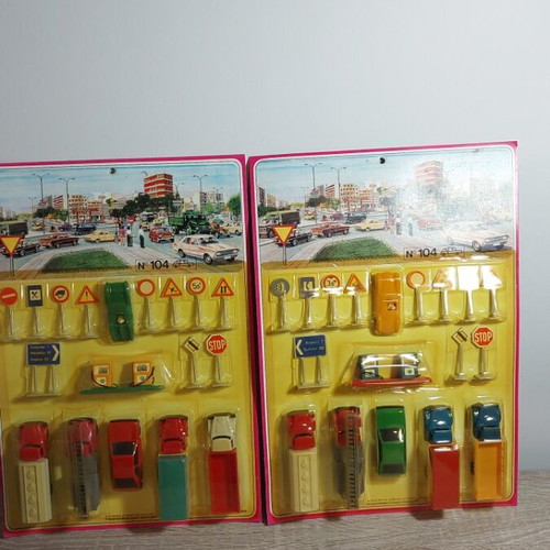 Joy Toy N104 παιχνίδια αυτοκίνητα καινούργια, πακέτο 2, ελληνικά 70s 80s
