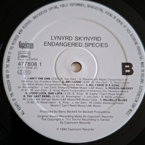 Lynyrd Skynyrd Endangered Species LP like new, rock