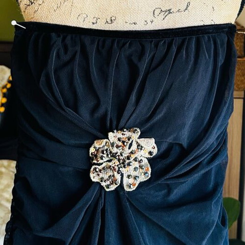Stenia Strapless Bustier Like New With Central Beaded And Sequin Detail