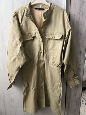 Zara leather dress green like new, size S