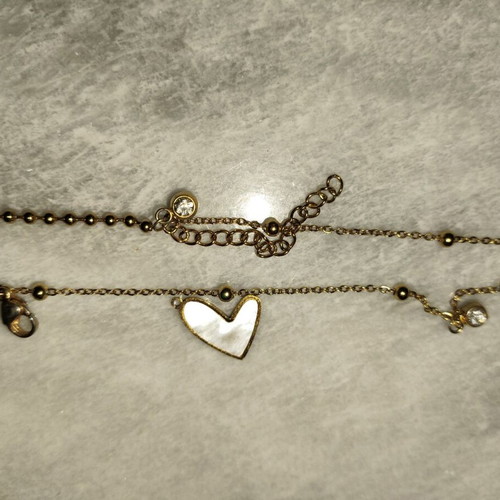 Anklet with heart in iridescent white color, stainless steel