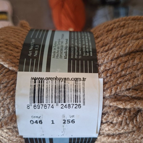 Yarn and Crochet Hooks like new