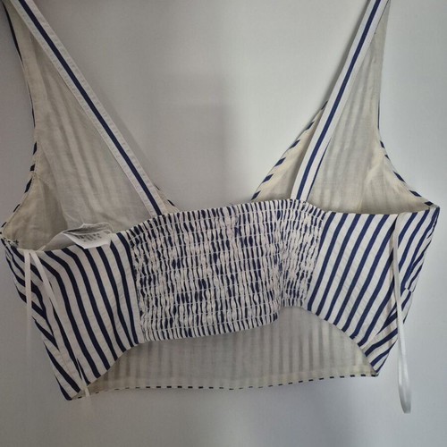 Stradivarius crop top like new, size M, beige and blue
