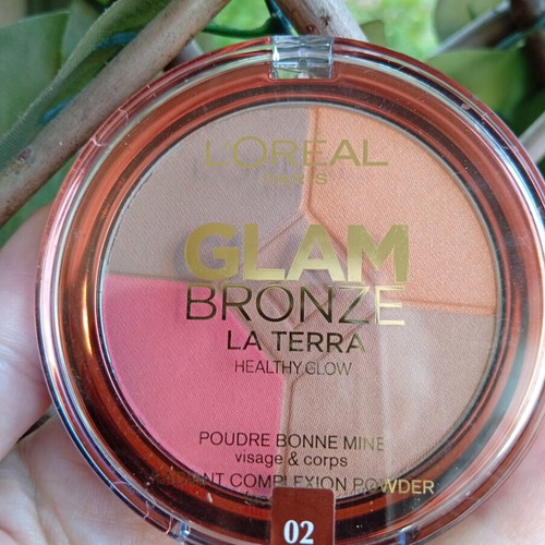 L'Oréal Glam Rouz Highlighter new, bronzer and blusher