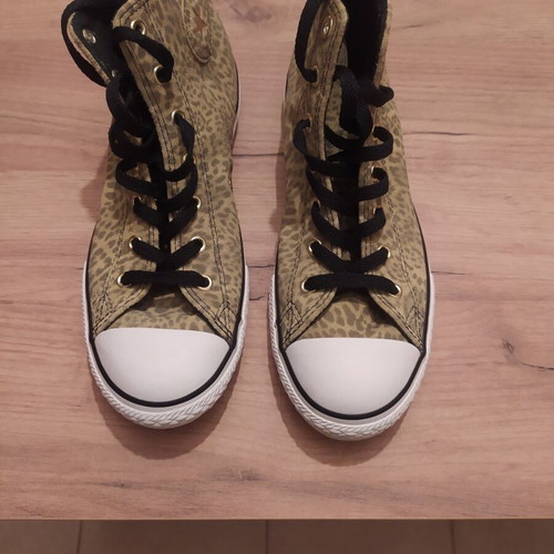 Converse All Star limited edition sneakers, like new, size 38.5, multicolor