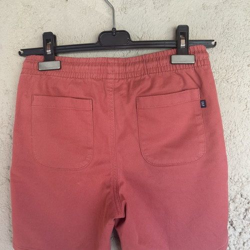 Gap shorts for boys 10-12 years, like new, red