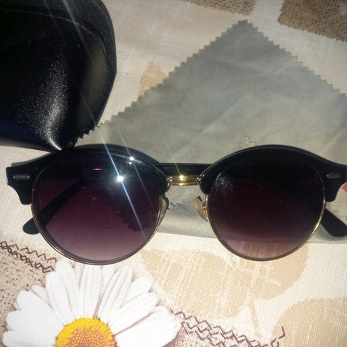Sunglasses with purple lens like new, UV 400