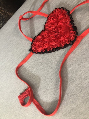 Ibeauty red bra with elastic straps, one size