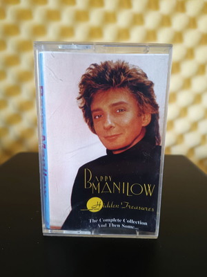 Barry Manilow Hidden Treasures audio album used cassette