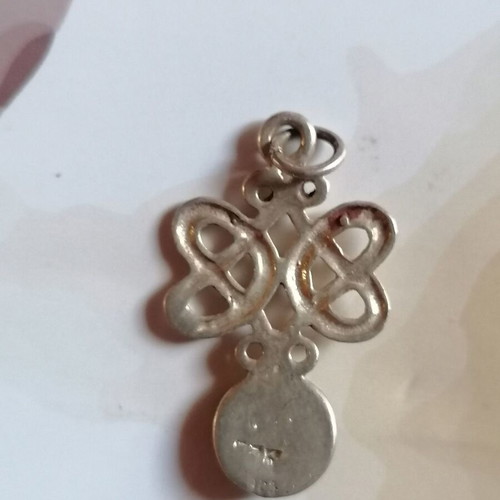 Silver 925 pendant new with Celtic design and turquoise stone