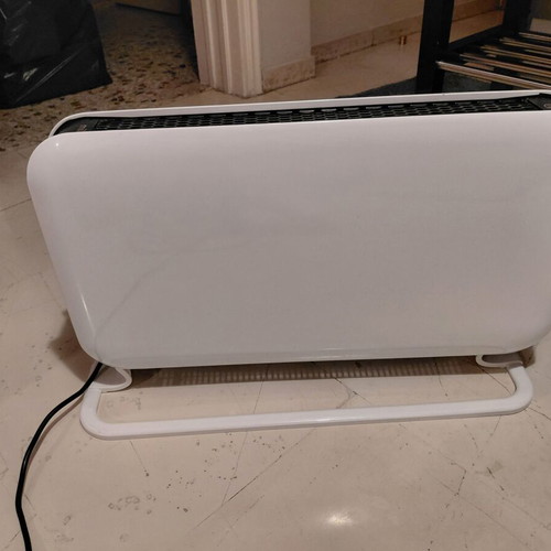 Mill space heater like new for small room