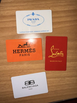 Authenticity cards new, pack