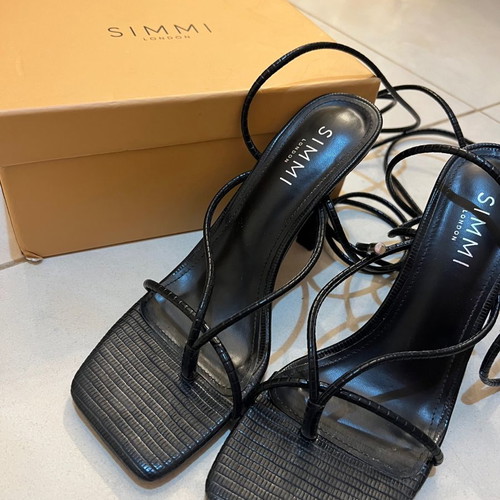 Simmi sandals used, size 39, comfortable