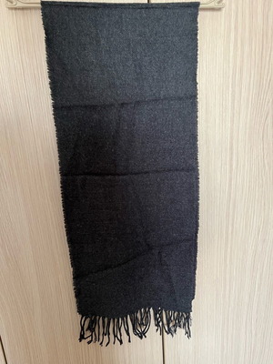 Wool scarf like new, anthracite