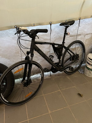Merida Crossway 40 bike like new, size S/M, black